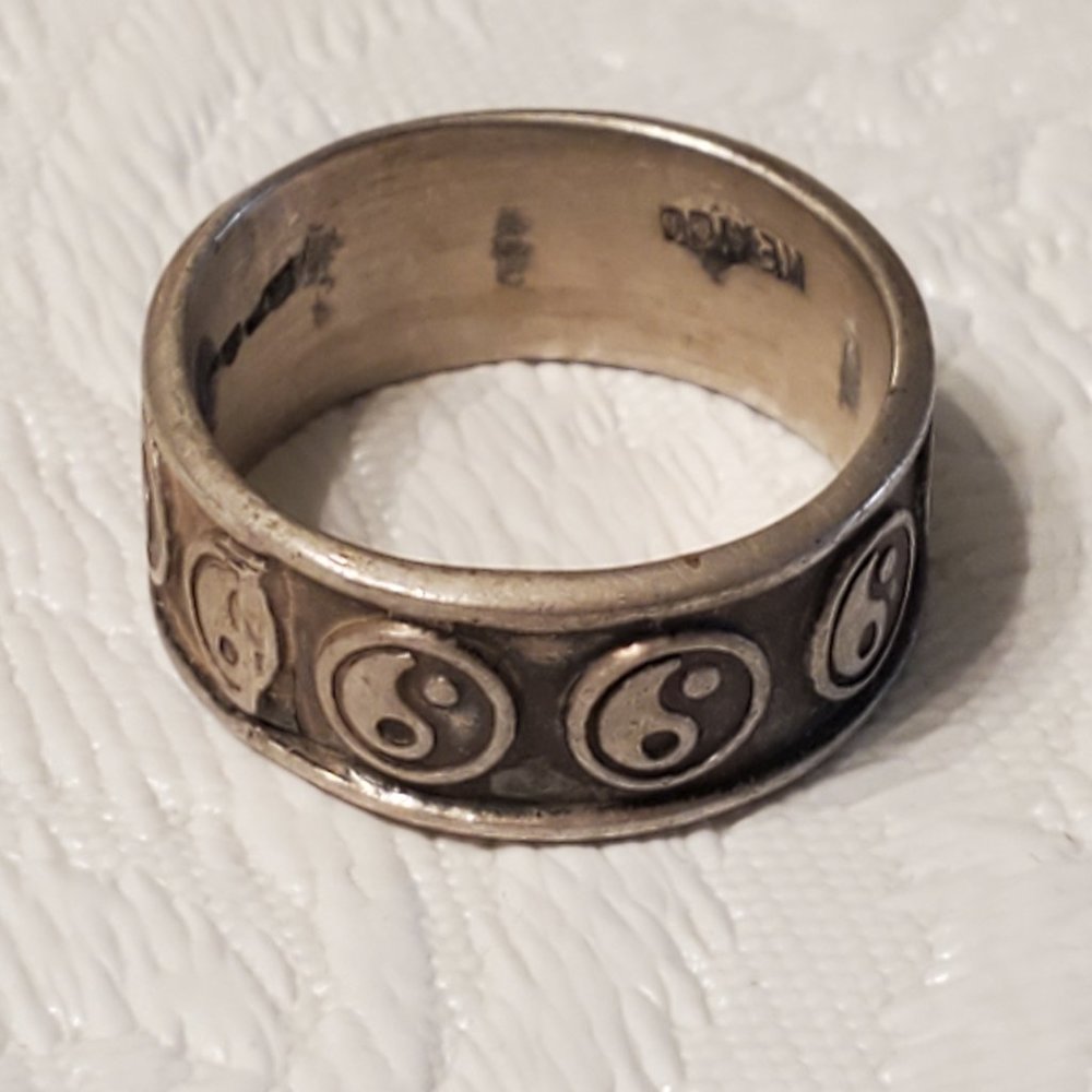 Vintage Sterling Silver 925 Ying Yang Ring Sz 9